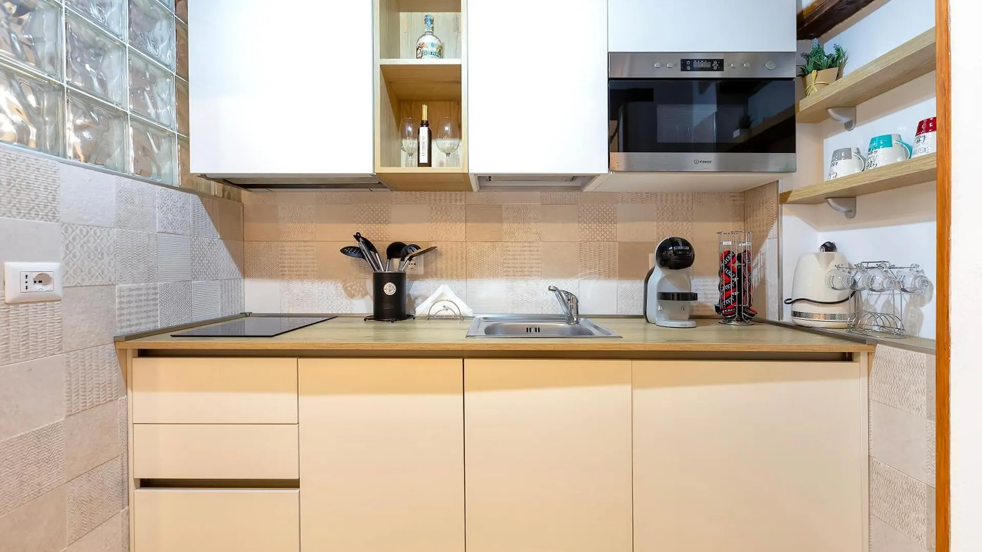 Meraki House Alghero 0*,