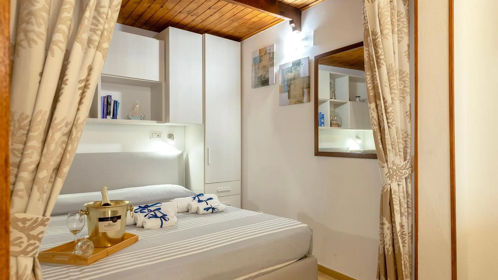 Meraki House Alghero 0*,  Italien